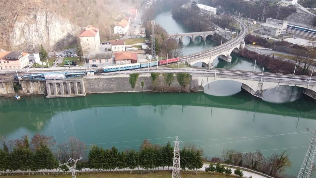 SŽ Kolodvor Zidani most / Postaja Zidani most FB_IMG_1673096378396.jpg.6f1608584fbb5fa6a1c711f2545b8d9d